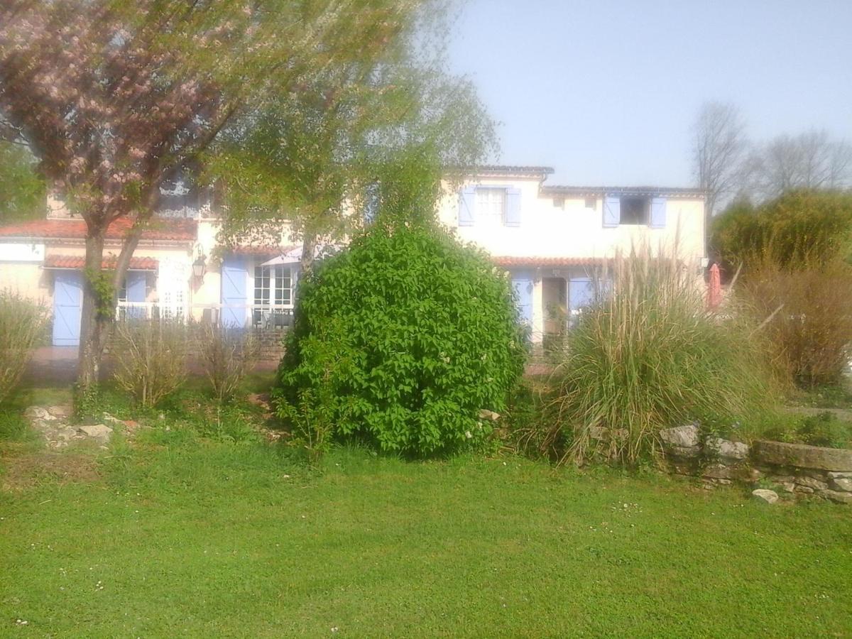 A La Paloma Bed & Breakfast Verteuil-sur-Charente Exterior photo